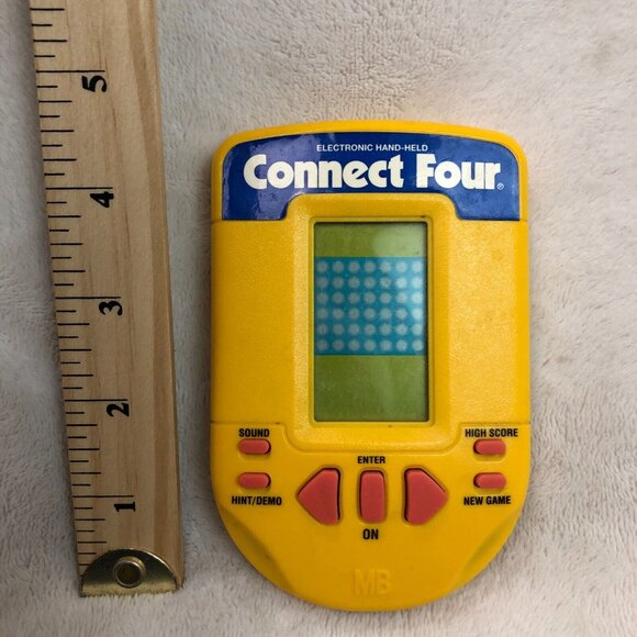 Vintage 1995 Connect Four LCD Electronic Hand-Held Game By Milton Bradley -WORKS - Picture 2 of 9
